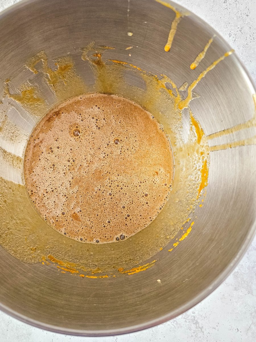 whisk wet ingredients well in bowl